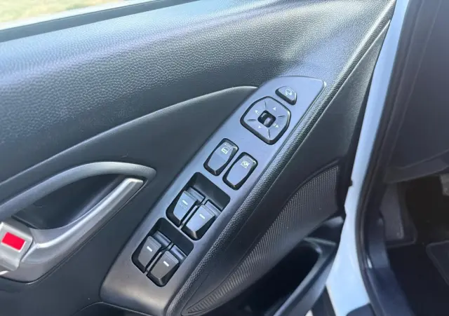 HYUNDAI Ix35 2.0 2WD Style