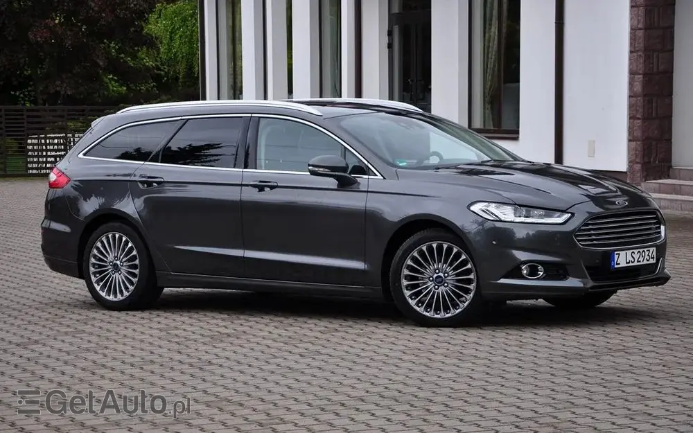 FORD Mondeo 2.0 TDCi Bi-Turbo PowerShift-Aut Titanium
