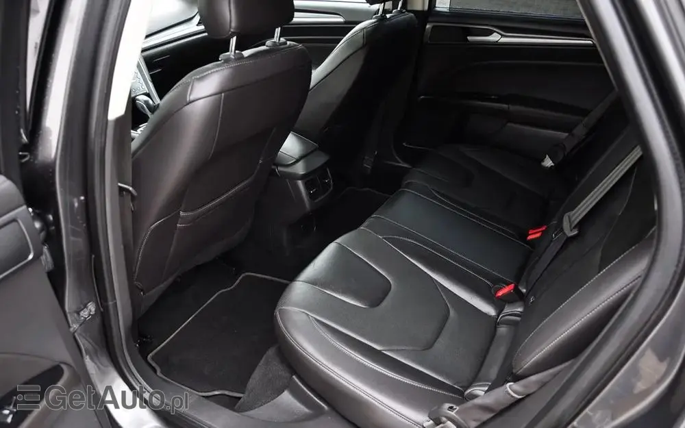 FORD Mondeo 2.0 TDCi Bi-Turbo PowerShift-Aut Titanium