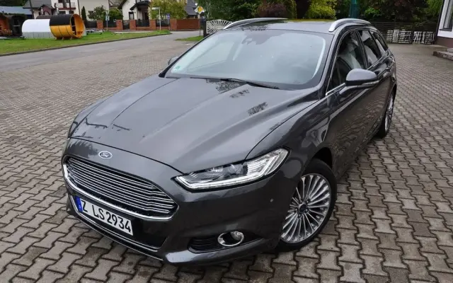 FORD Mondeo 2.0 TDCi Bi-Turbo PowerShift-Aut Titanium