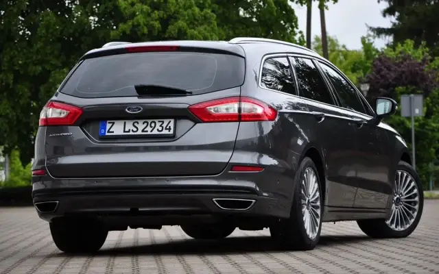 FORD Mondeo 2.0 TDCi Bi-Turbo PowerShift-Aut Titanium