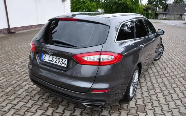 FORD Mondeo 2.0 TDCi Bi-Turbo PowerShift-Aut Titanium