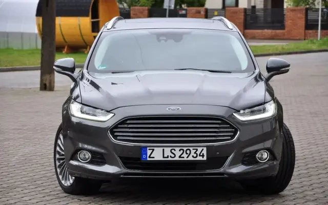 FORD Mondeo 2.0 TDCi Bi-Turbo PowerShift-Aut Titanium