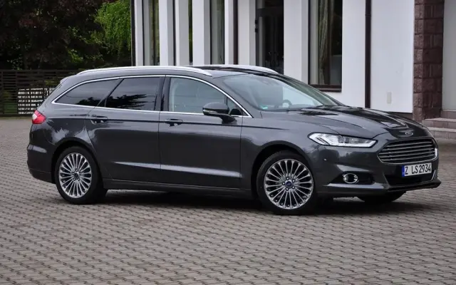FORD Mondeo 2.0 TDCi Bi-Turbo PowerShift-Aut Titanium