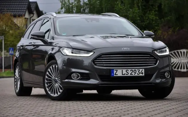 FORD Mondeo 2.0 TDCi Bi-Turbo PowerShift-Aut Titanium