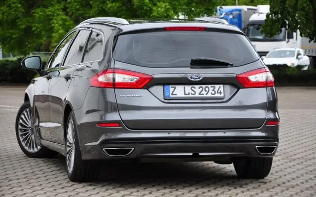 FORD Mondeo 2.0 TDCi Bi-Turbo PowerShift-Aut Titanium