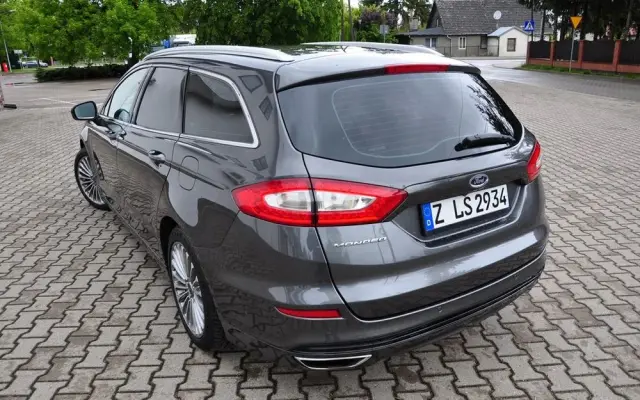 FORD Mondeo 2.0 TDCi Bi-Turbo PowerShift-Aut Titanium