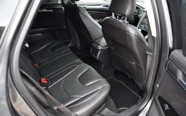 FORD Mondeo 2.0 TDCi Bi-Turbo PowerShift-Aut Titanium