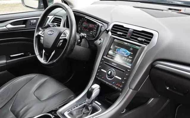 FORD Mondeo 2.0 TDCi Bi-Turbo PowerShift-Aut Titanium