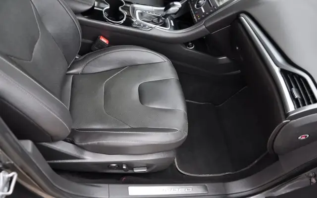 FORD Mondeo 2.0 TDCi Bi-Turbo PowerShift-Aut Titanium