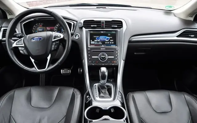 FORD Mondeo 2.0 TDCi Bi-Turbo PowerShift-Aut Titanium