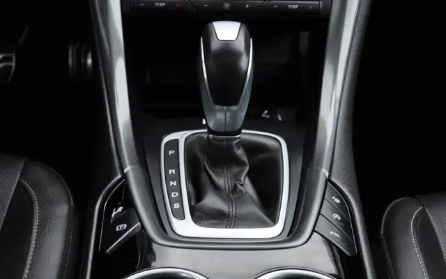 FORD Mondeo 2.0 TDCi Bi-Turbo PowerShift-Aut Titanium