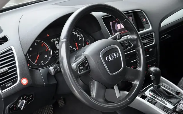 AUDI Q5 2.0 TDI Quattro Stronic