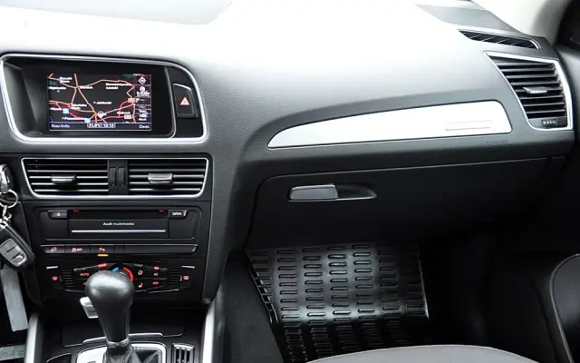 AUDI Q5 2.0 TDI Quattro Stronic