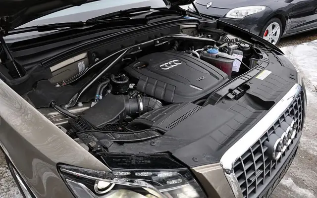 AUDI Q5 2.0 TDI Quattro Stronic