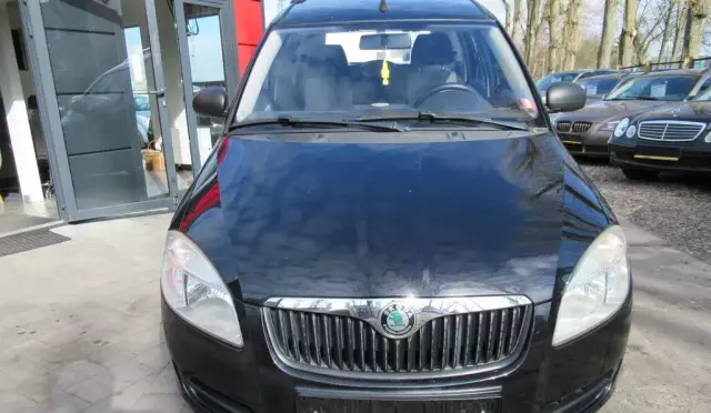 SKODA Roomster 