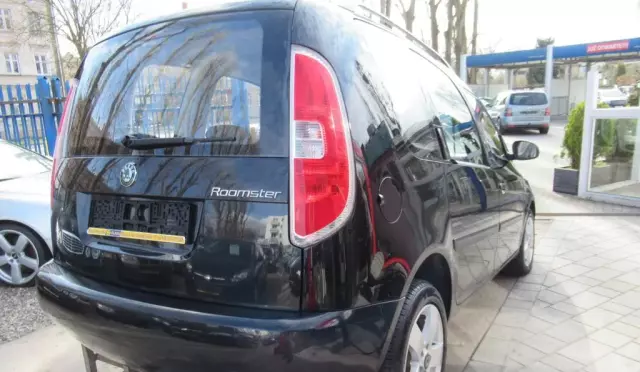 SKODA Roomster 