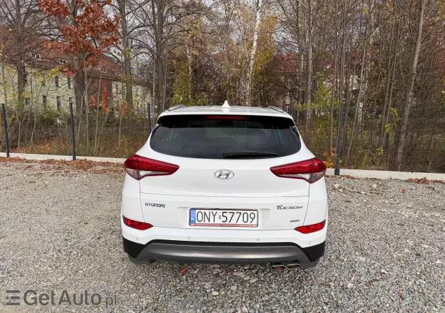 HYUNDAI Tucson 2.0 CRDi 4WD Advantage