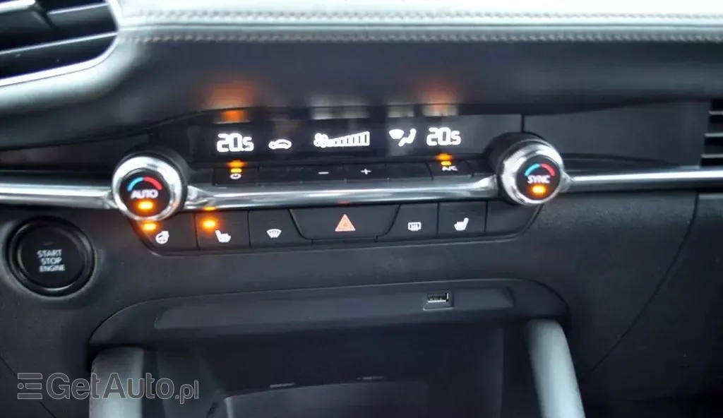 MAZDA 3 2.0 SkyActiv-G (122 KM)