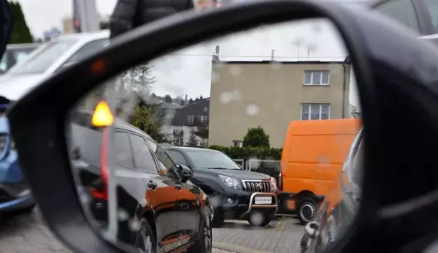 MAZDA 3 2.0 SkyActiv-G (122 KM)