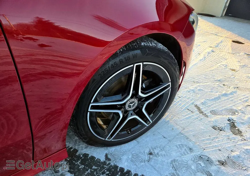 MERCEDES-BENZ CLA 220 d 4-Matic AMG Line 8G-DCT