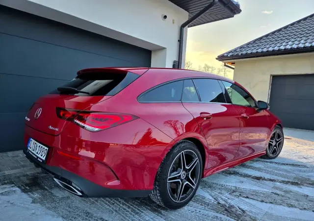 MERCEDES-BENZ CLA 220 d 4-Matic AMG Line 8G-DCT