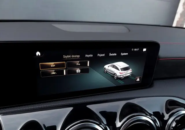 MERCEDES-BENZ CLA 220 d 4-Matic AMG Line 8G-DCT