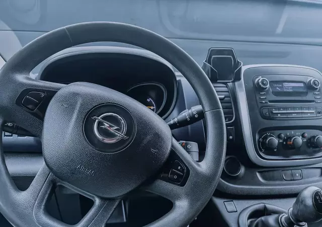 OPEL Vivaro L1H1 Edition 