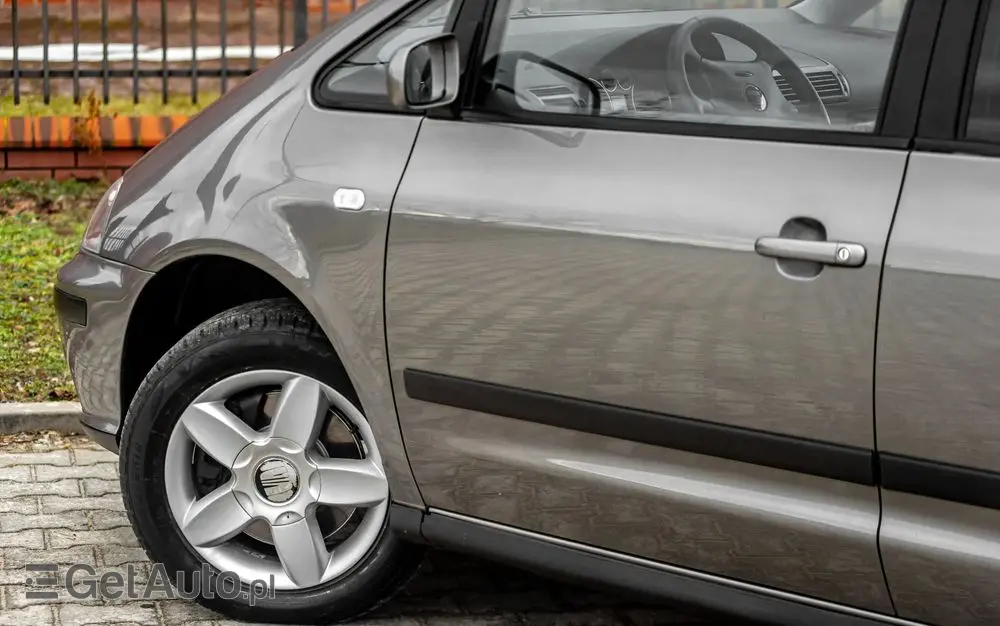 SEAT Alhambra 1.8 20V Turbo Sport