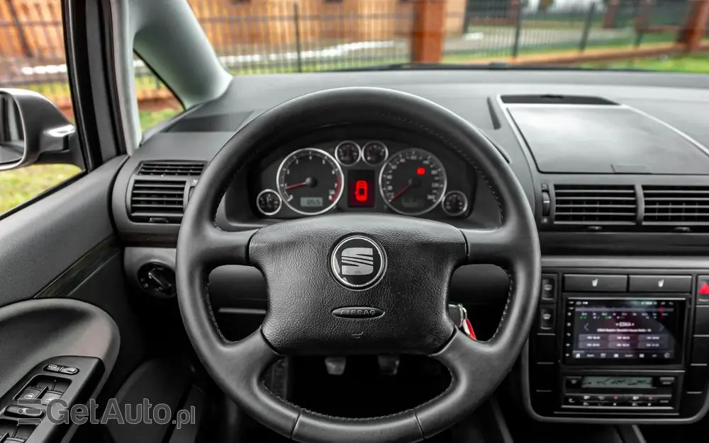 SEAT Alhambra 1.8 20V Turbo Sport