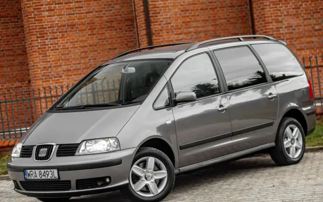 SEAT Alhambra 1.8 20V Turbo Sport