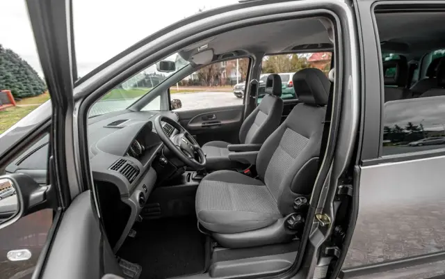 SEAT Alhambra 1.8 20V Turbo Sport