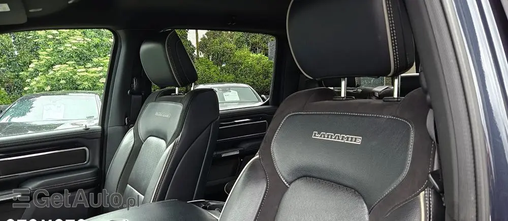 RAM 1500 Crew Cab Laramie