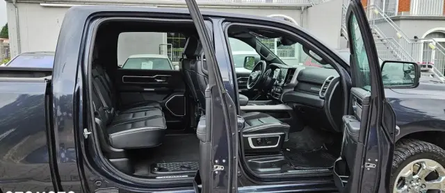 RAM 1500 Crew Cab Laramie