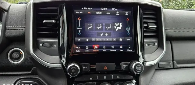 RAM 1500 Crew Cab Laramie