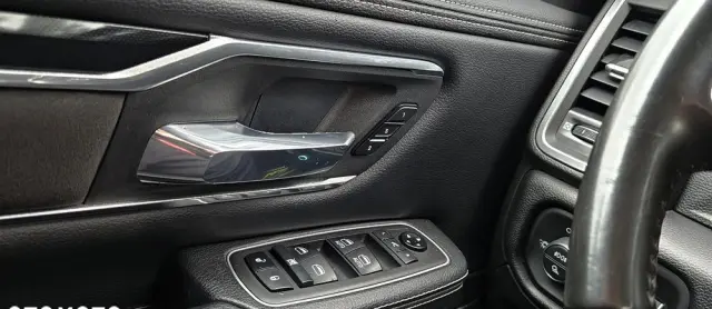 RAM 1500 Crew Cab Laramie