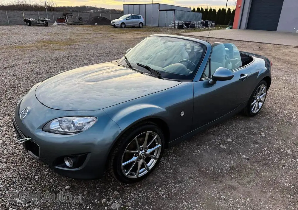 MAZDA MX-5 
