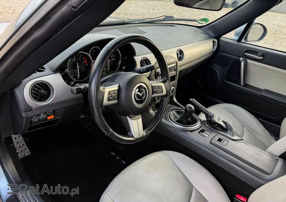 MAZDA MX-5 