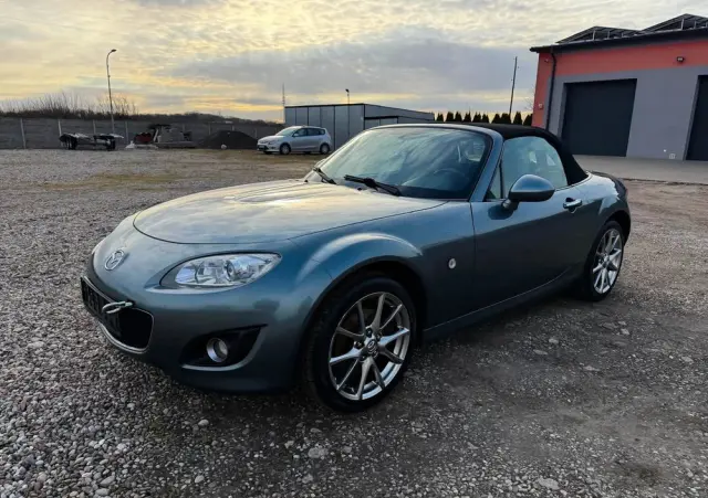 MAZDA MX-5 