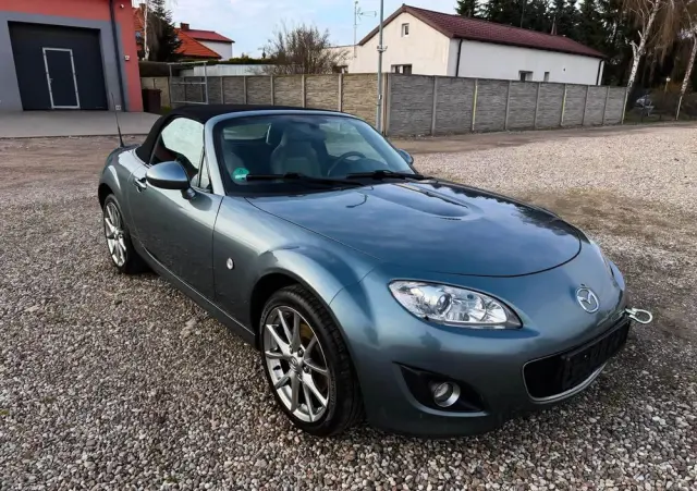 MAZDA MX-5 