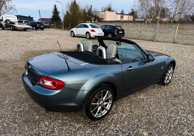 MAZDA MX-5 