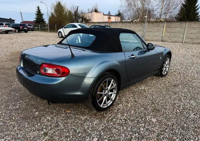 MAZDA MX-5 