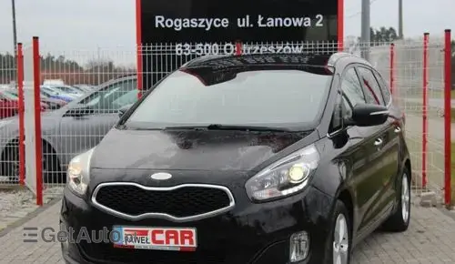 KIA Carens 