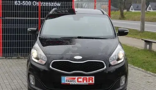KIA Carens 