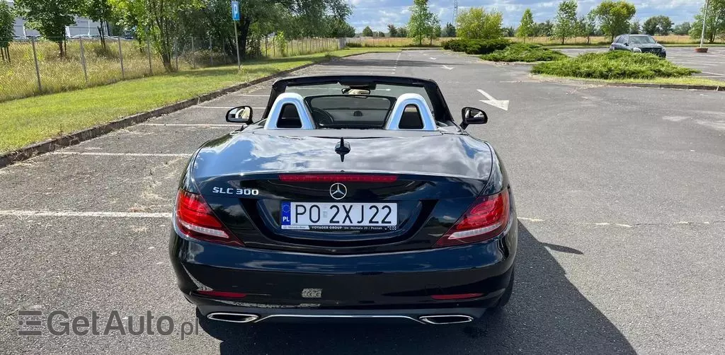 MERCEDES-BENZ SLC 