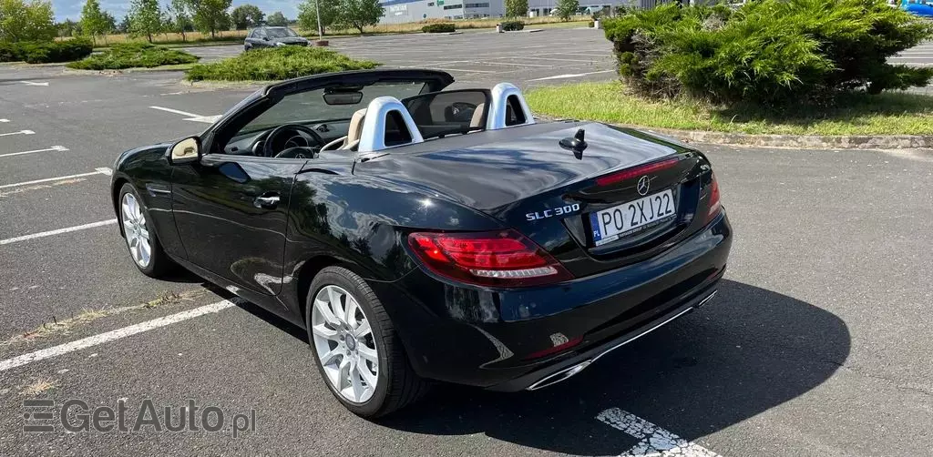 MERCEDES-BENZ SLC 