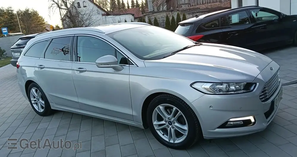 FORD Mondeo 2.0 TDCi STart-Stopp PowerShift-Aut Titanium