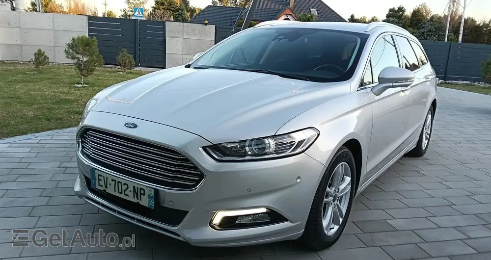FORD Mondeo 2.0 TDCi STart-Stopp PowerShift-Aut Titanium