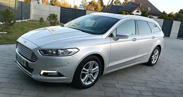 FORD Mondeo 2.0 TDCi STart-Stopp PowerShift-Aut Titanium