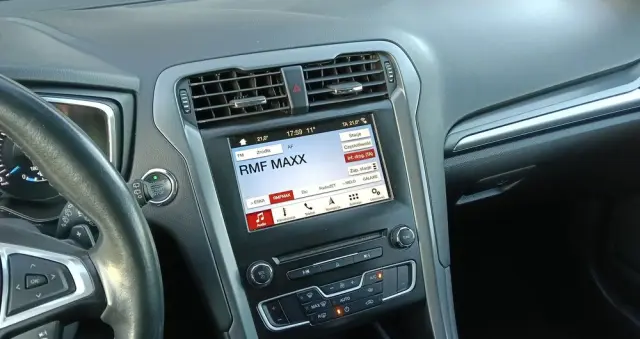 FORD Mondeo 2.0 TDCi STart-Stopp PowerShift-Aut Titanium